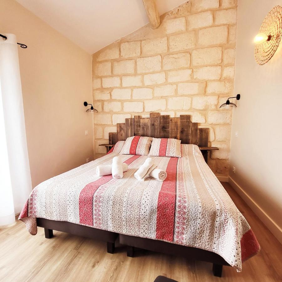 Manade Saint Louis Mas De La Paix Bed & Breakfast Vauvert Dış mekan fotoğraf